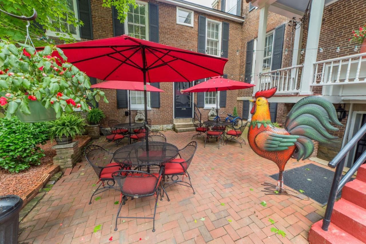 Bourbon Manor Bed & Breakfast Inn Bardstown Extérieur photo